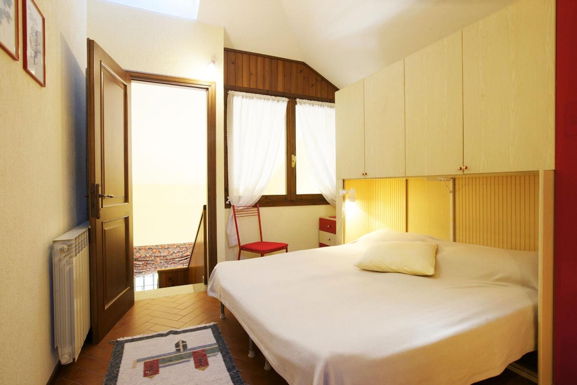 Ferienwohnung Residenz La Vela Baveno Zimmer foto