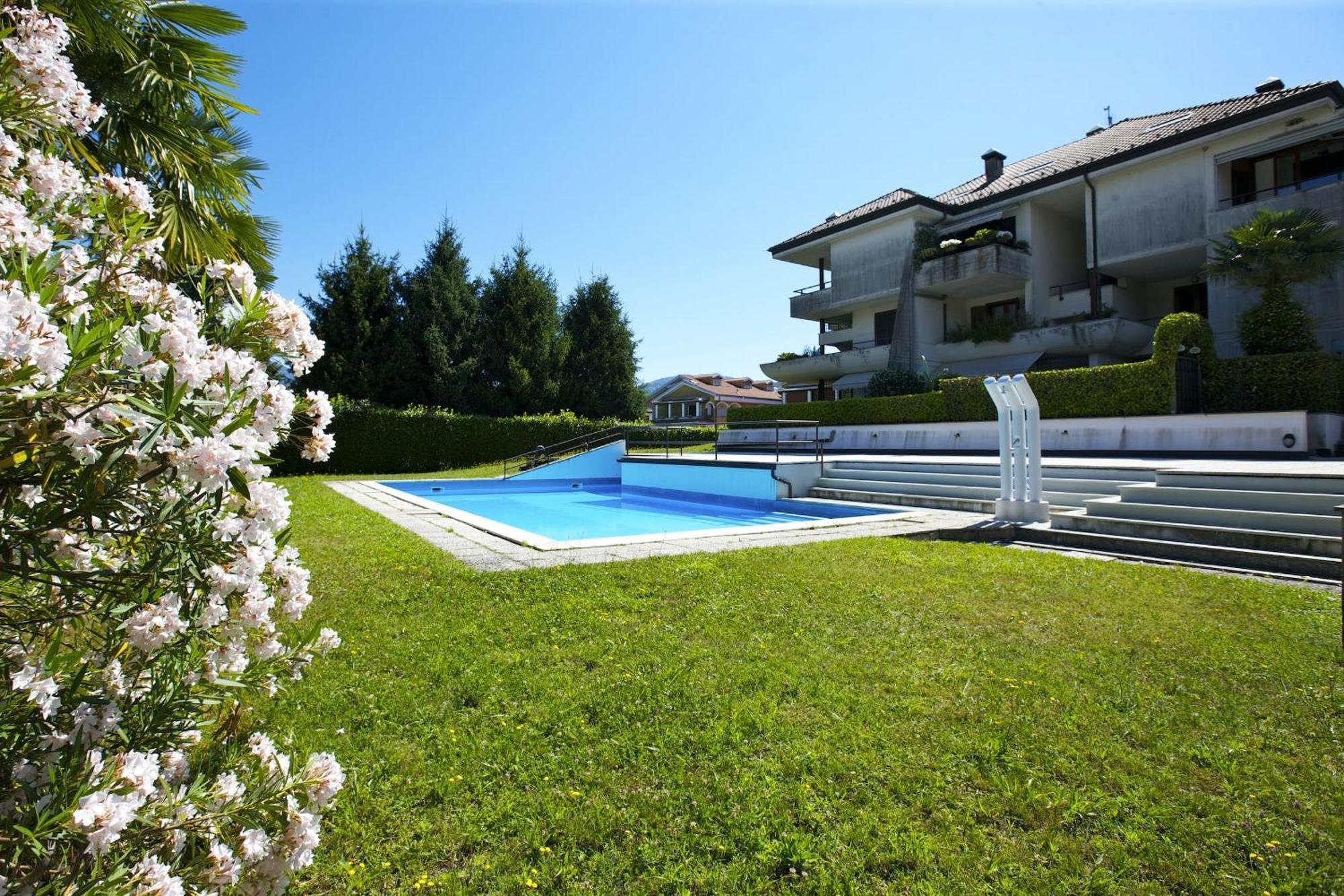 Ferienwohnung Residenz La Vela Baveno Zimmer foto